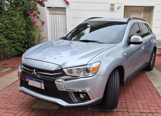 MITSUBISHI ASX 2.0 MIVEC FLEX GLS CVT MITSUBISHI ASX 2.0 MIVEC FLEX GLS CVT
